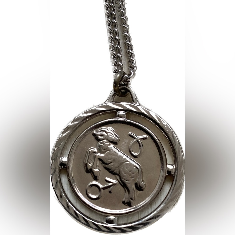Aries zodiac unisex pendant necklace new Vintage